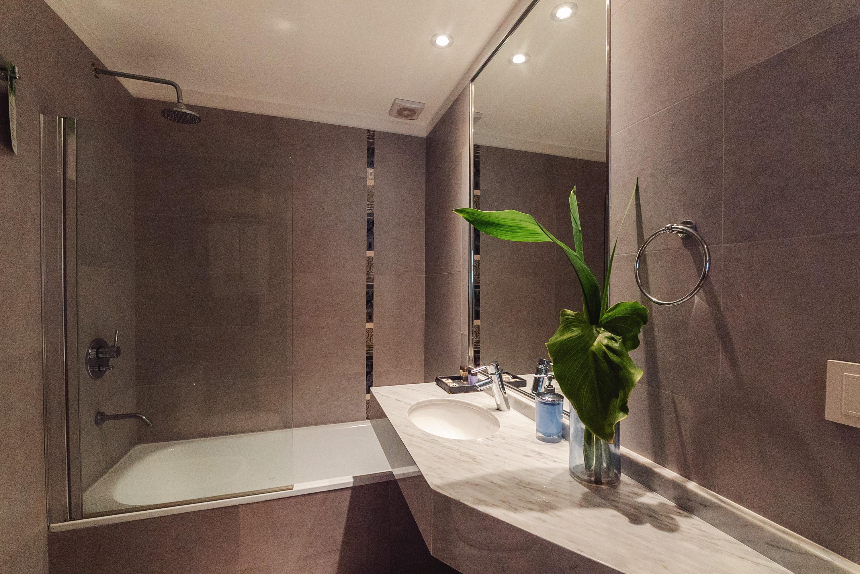 Arc Arenales Studios & Suites Буенос Айрес Екстериор снимка