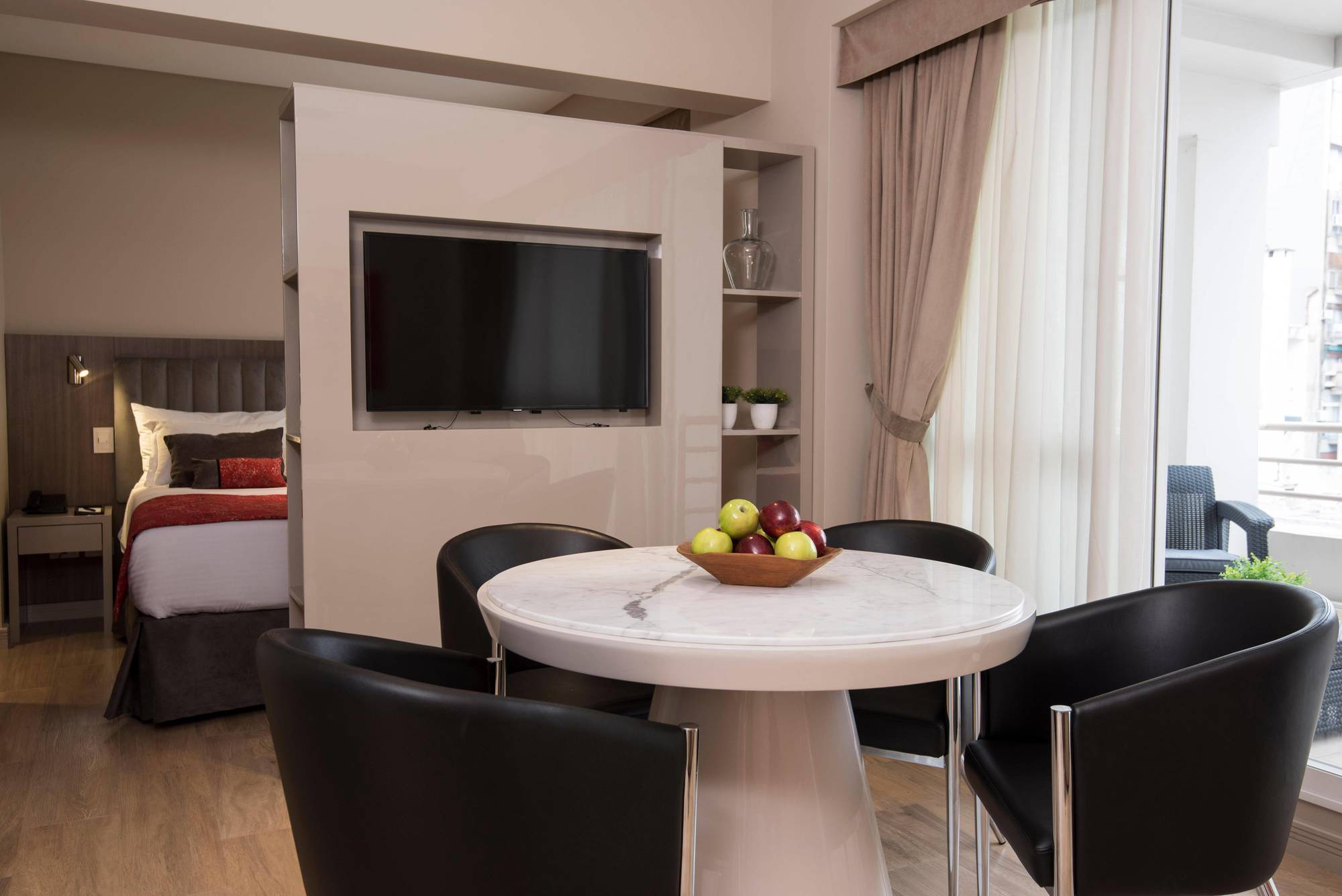 Arc Arenales Studios & Suites Буенос Айрес Екстериор снимка